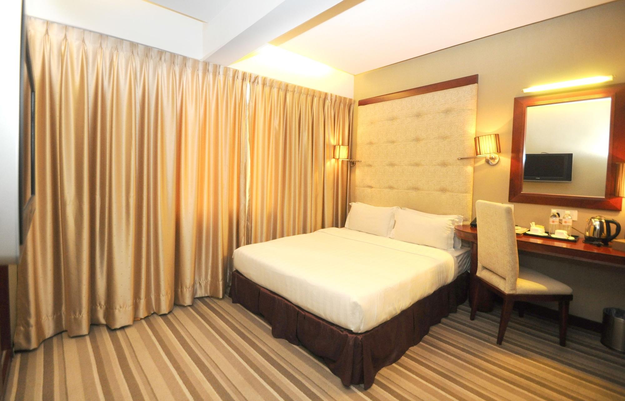 Celyn City Hotel Kota Kinabalu Kültér fotó